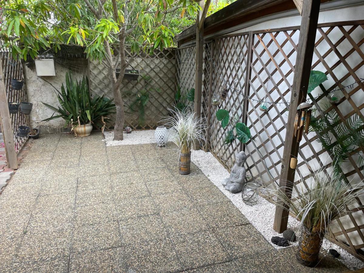 Lagon, Plage & Detente A 拉萨尔勒班 外观 照片