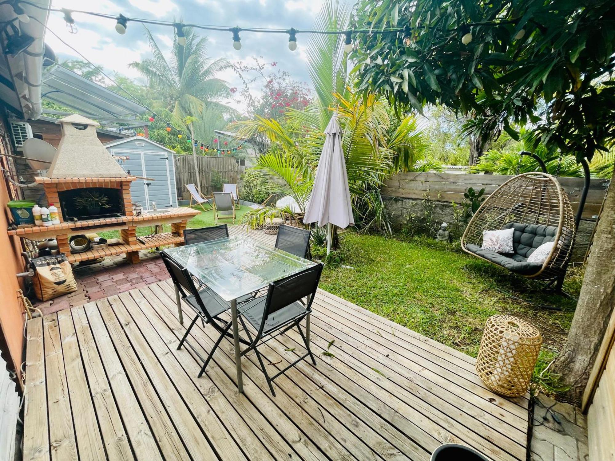 Lagon, Plage & Detente A 拉萨尔勒班 外观 照片
